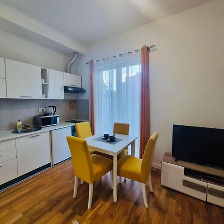 Apartment Dora Cetinje Kültér fotó