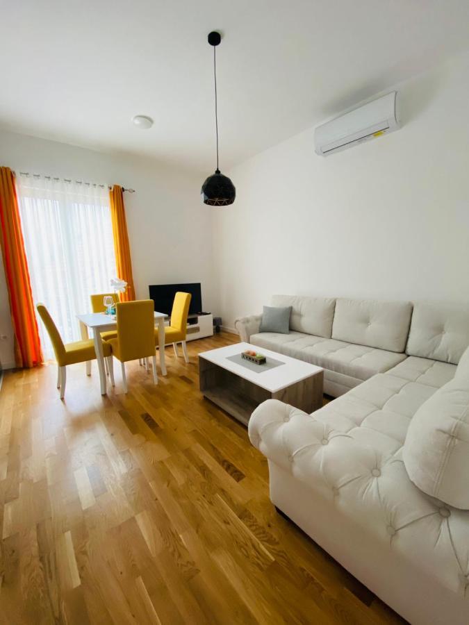 Apartment Dora Cetinje Kültér fotó