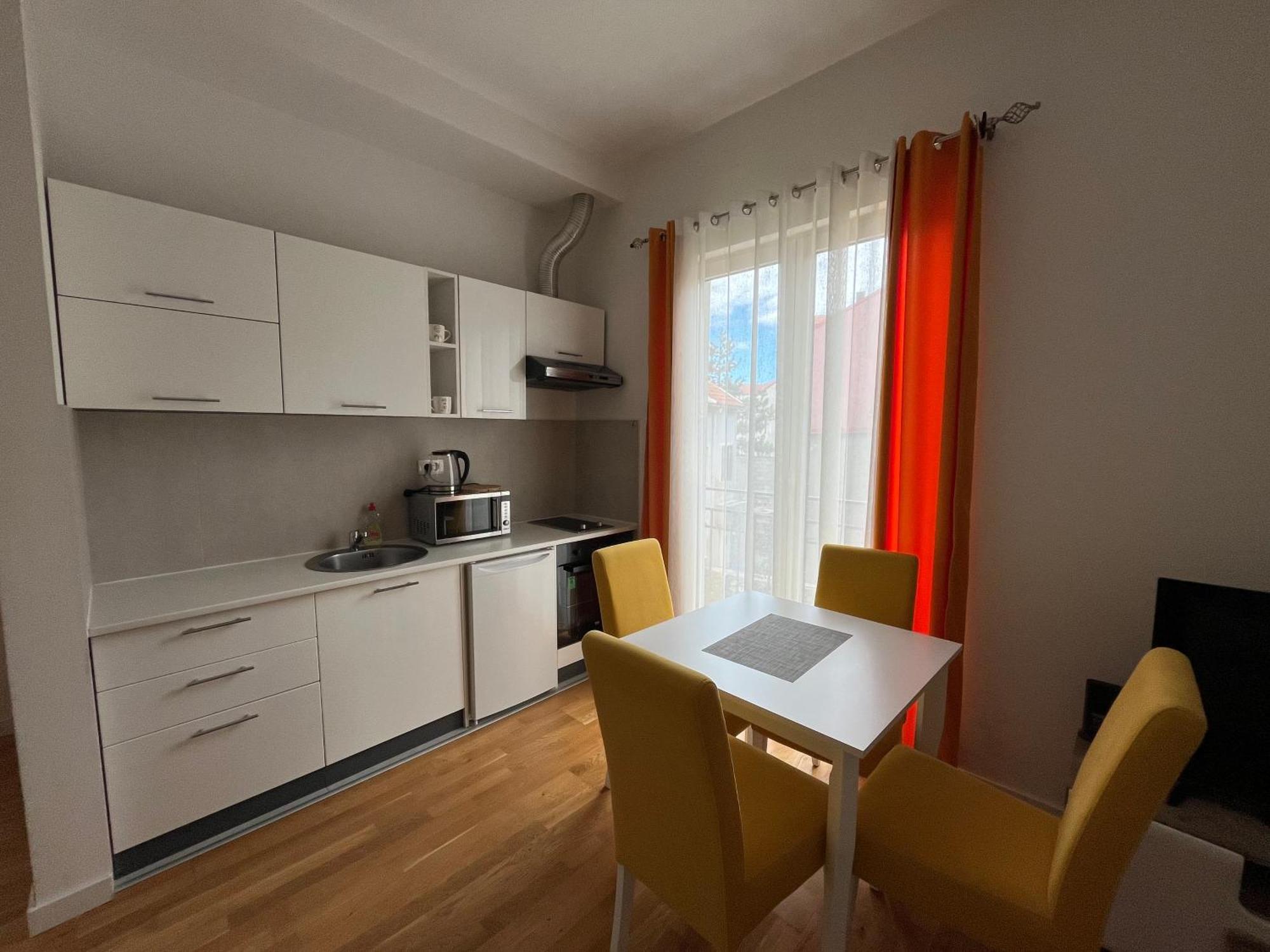 Apartment Dora Cetinje Kültér fotó