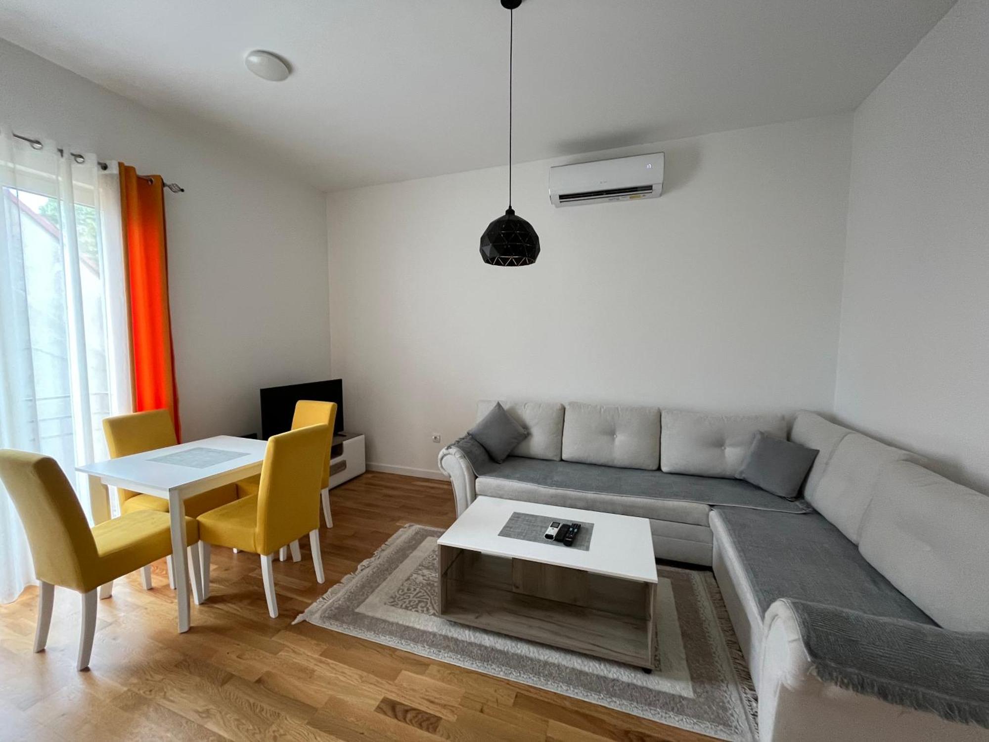 Apartment Dora Cetinje Kültér fotó